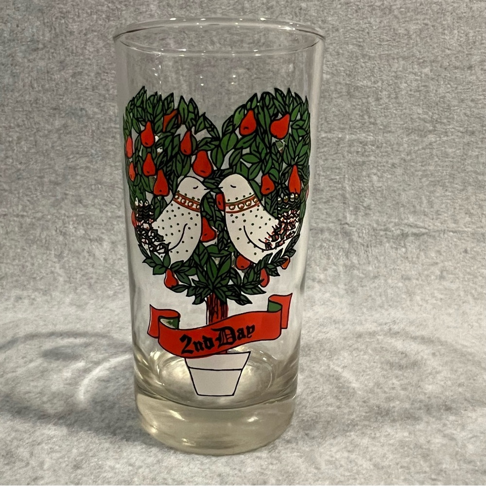 Indiana Glass Vintage 12 Days of Christmas "2nd Day" Glass. Perfect Condition